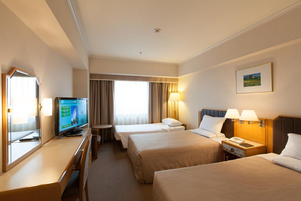 Hotel New Otani Takaoka Ruang foto
